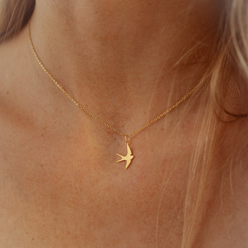 Colar Andorinha dourado