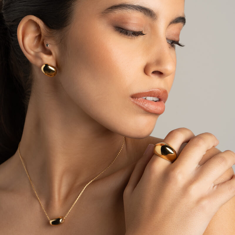 Brincos em Prata Dourada