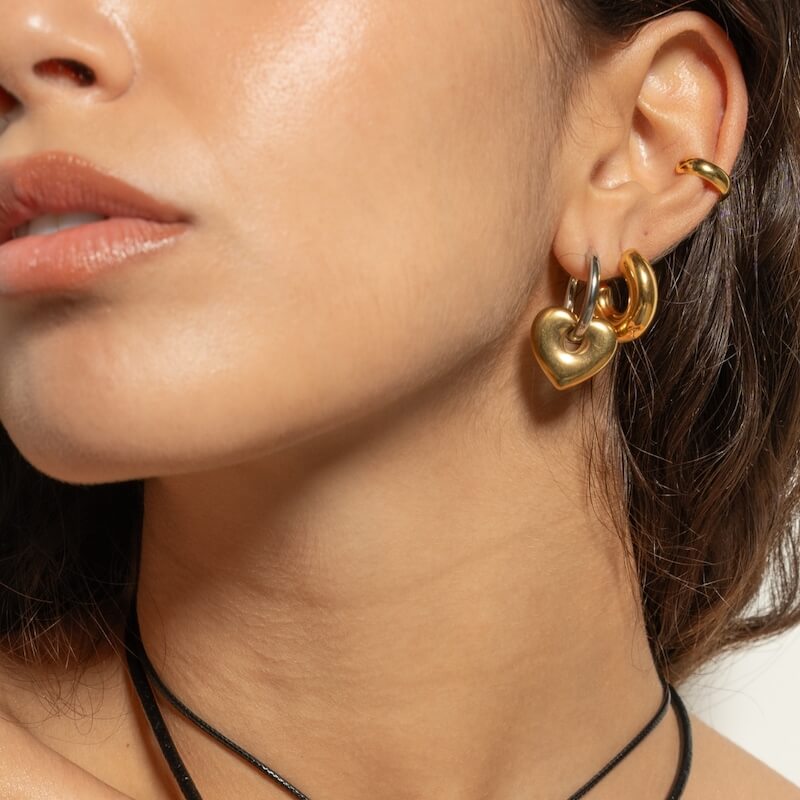 Brincos Argolas em Aço Dourado