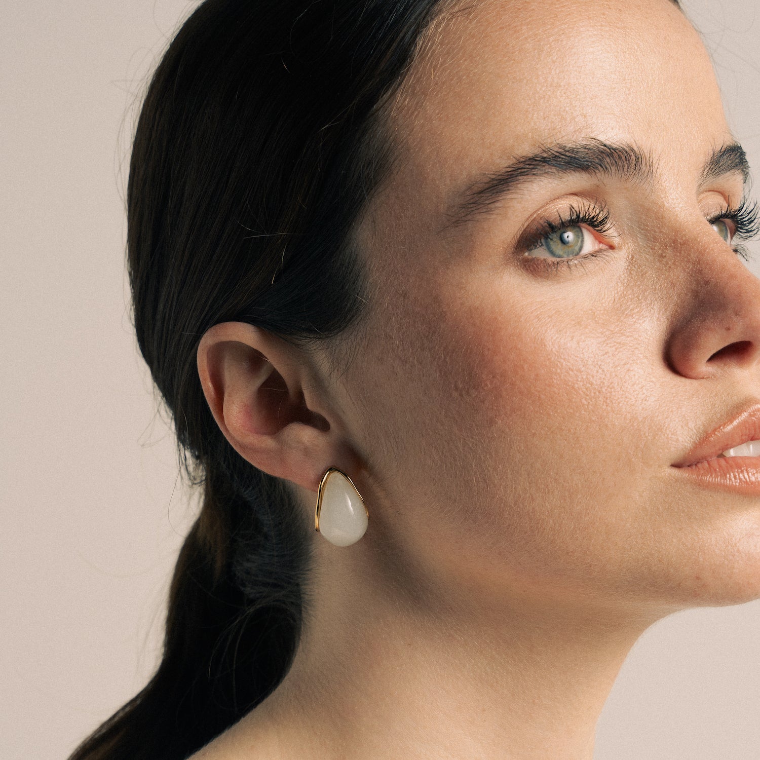 Brincos em Aço Dourado