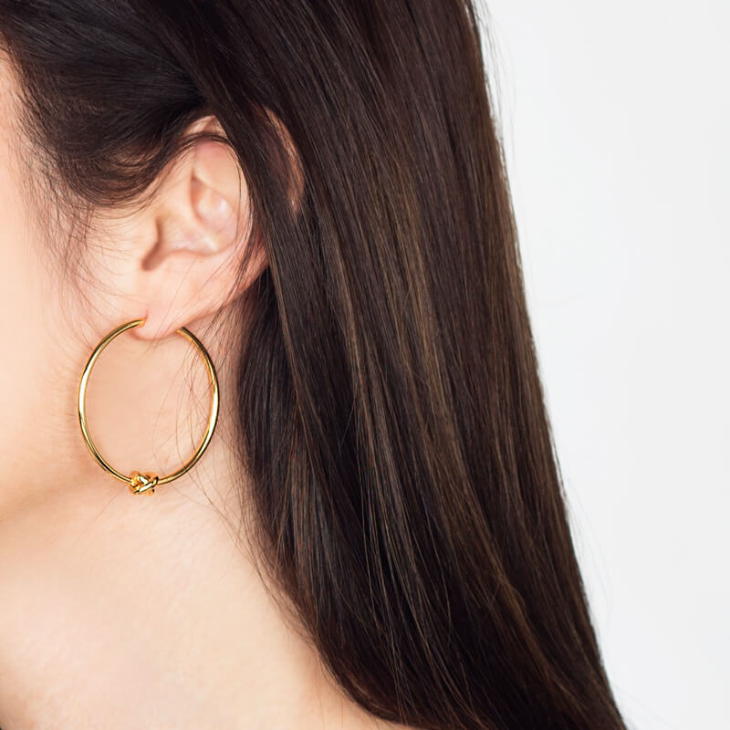 Brincos Argola elo e nó dourados