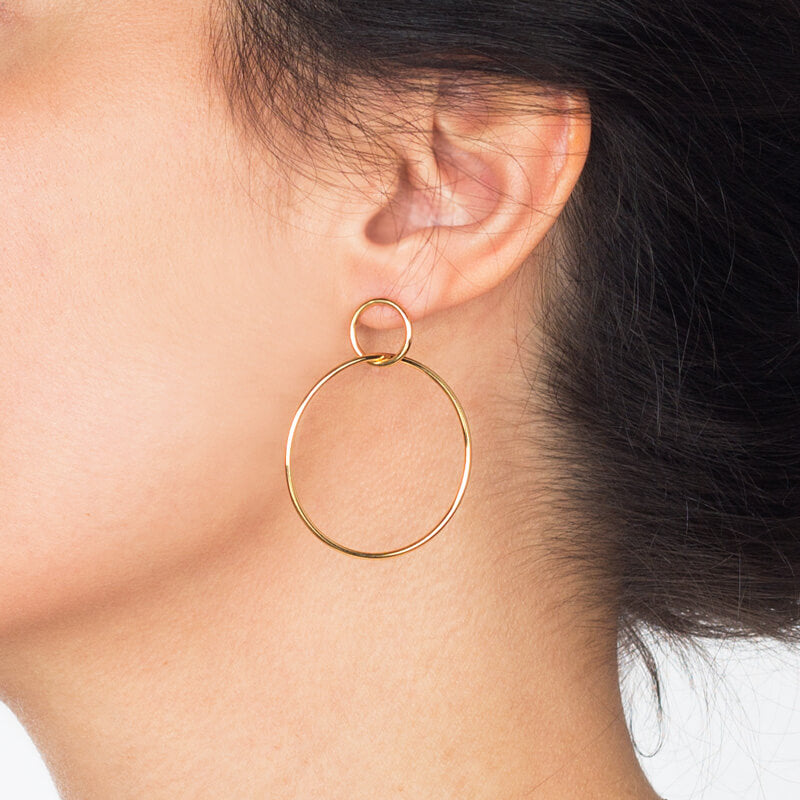 Brincos Elos ligação grandes dourados