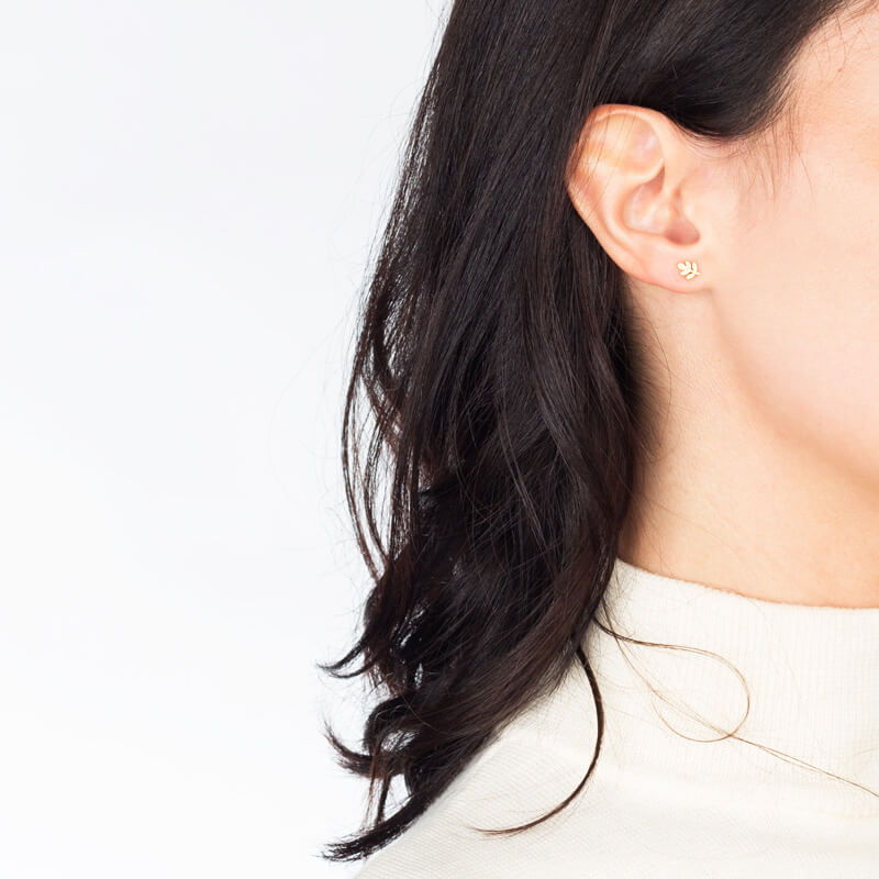 Brincos Folha de oliveira assimétricos dourados