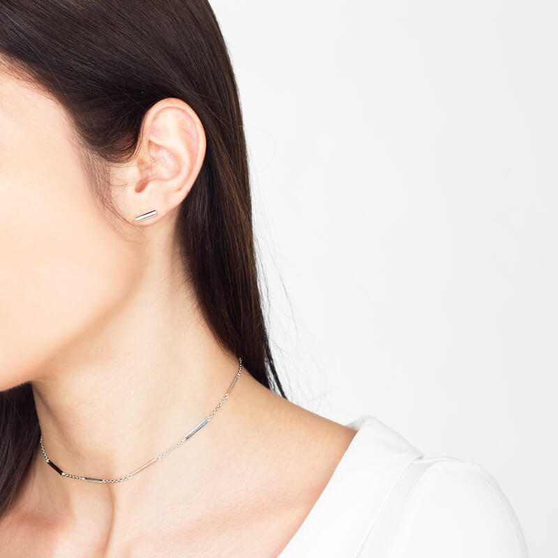 Brincos Barras prateados