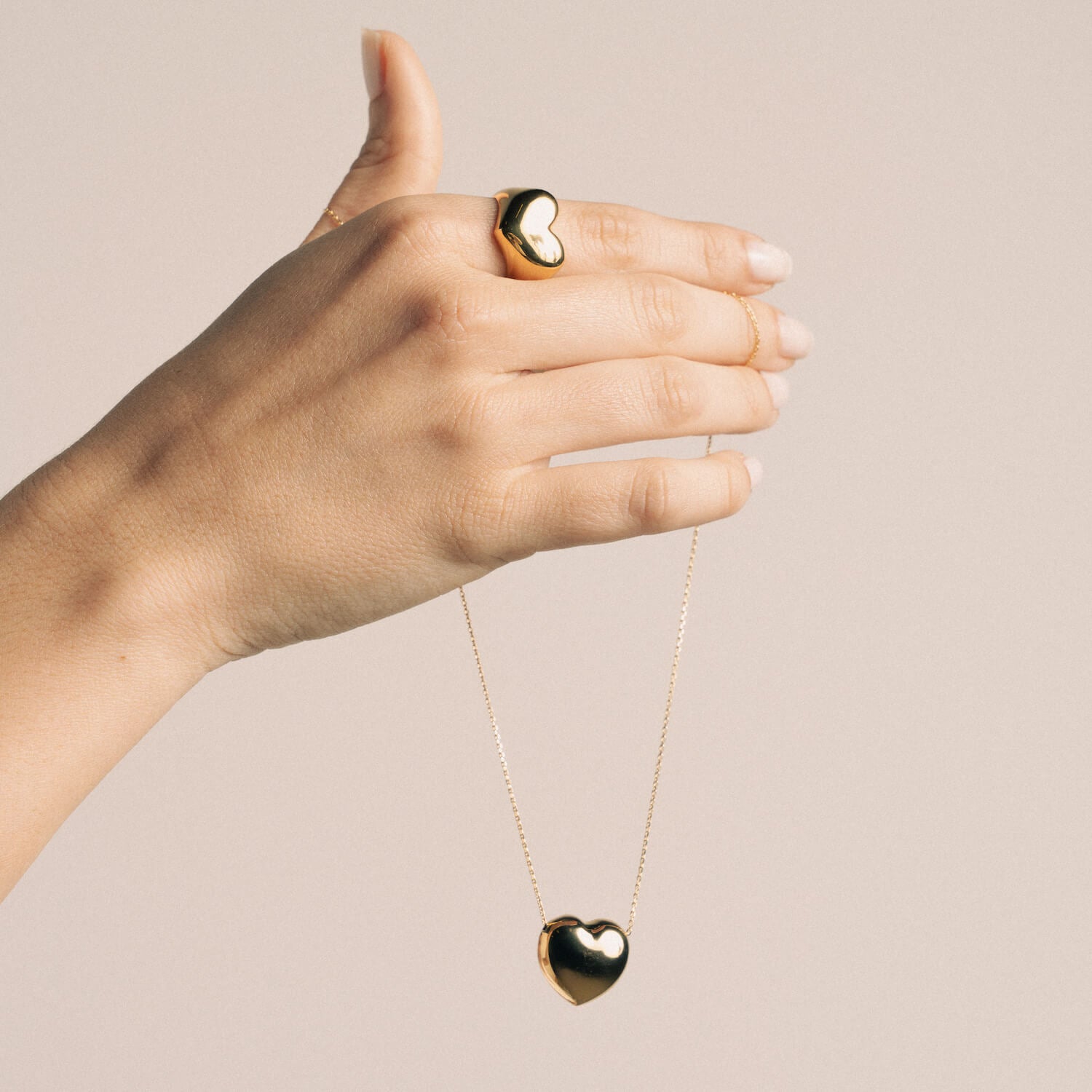 Colar Coração em Prata Dourada