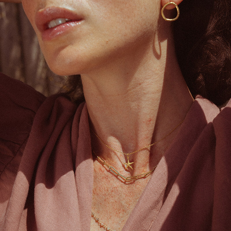 Colar Estrela-do-Mar dourado