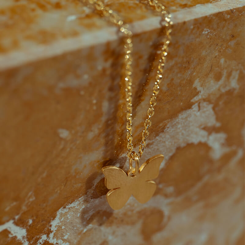 Colar Borboleta dourado
