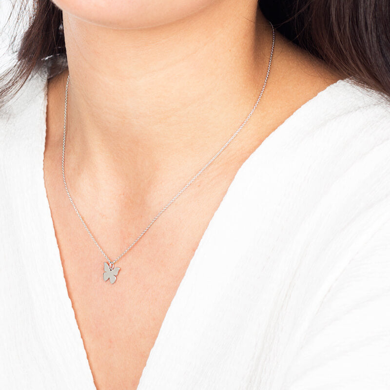 Colar Borboleta prateado