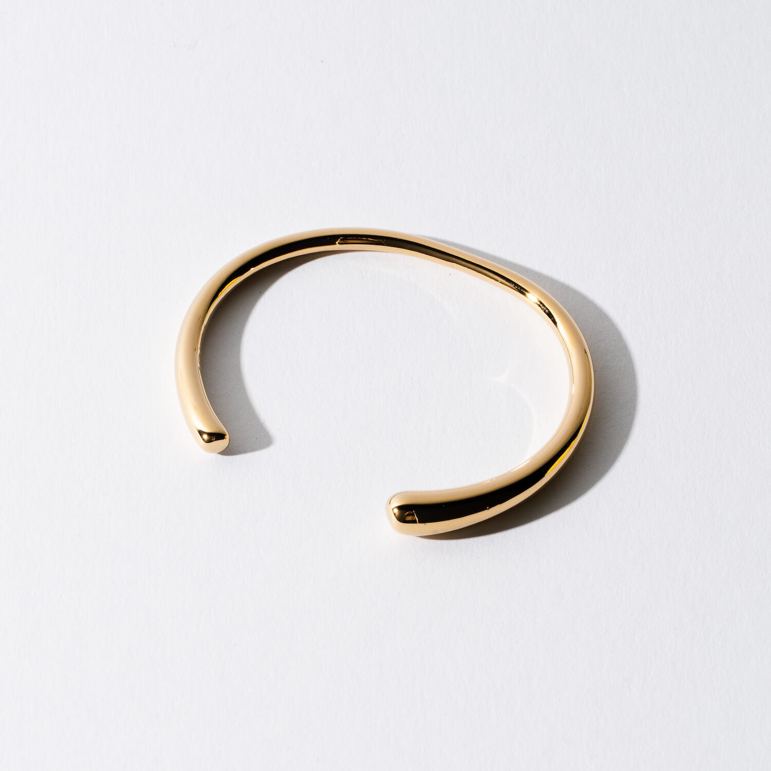 Pulseira Escrava em Aço Dourado